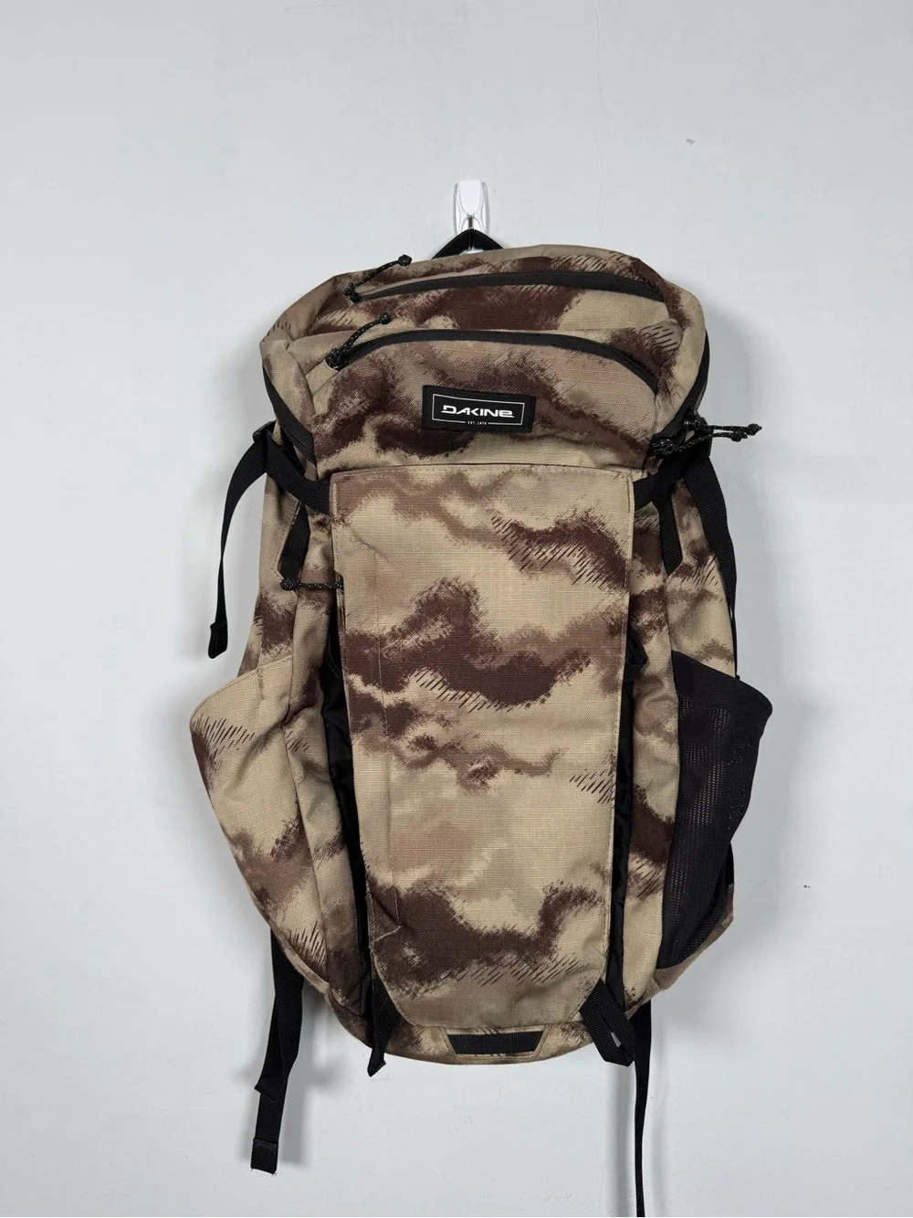Dakine Canyon 24L Backpack
